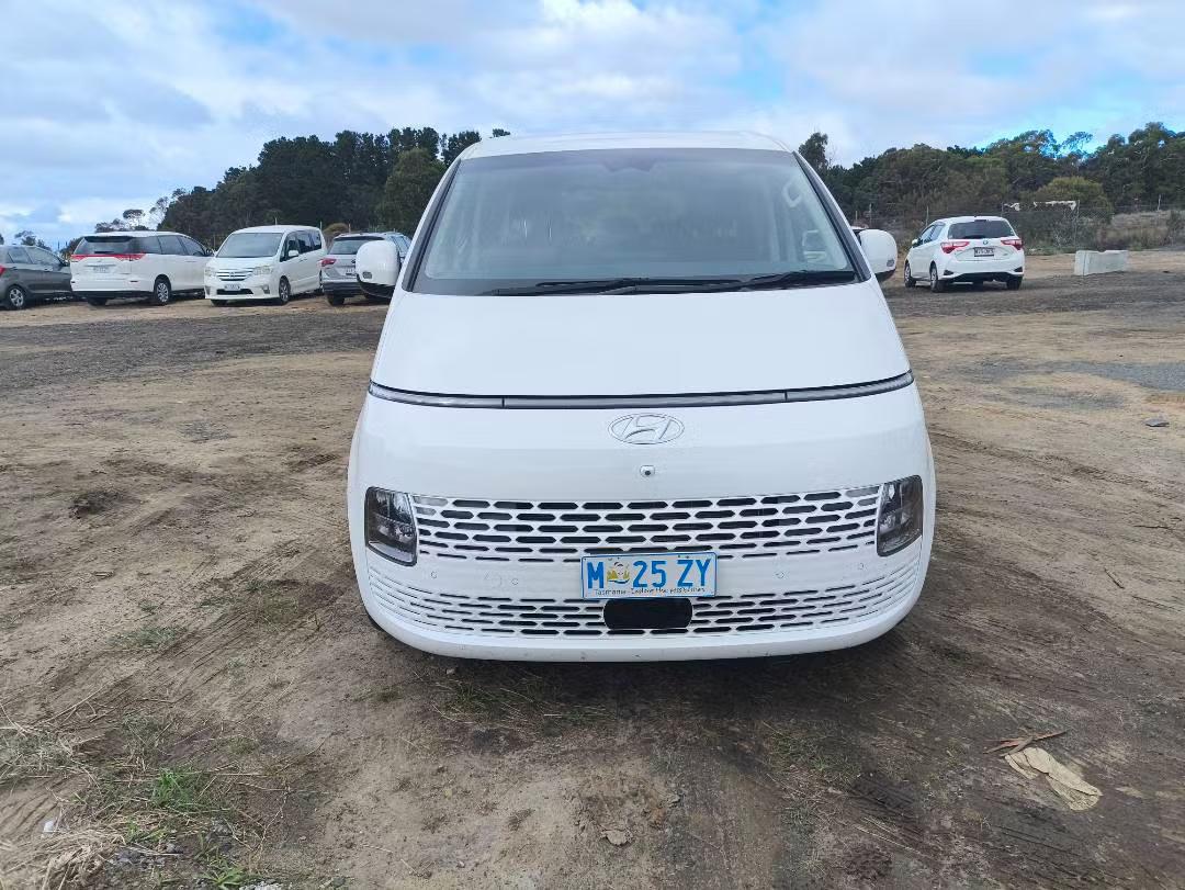 Hyundai STARIA 2023 in Cambridge