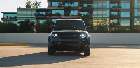 Land Rover Defender 2024