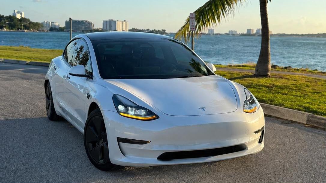 Tesla Model 3 2021 in 