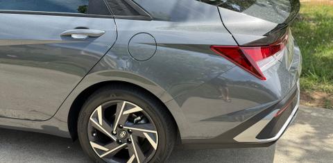 Hyundai Elantra 2025