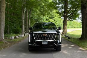Cadillac Escalade ESV 2026 in Brampton