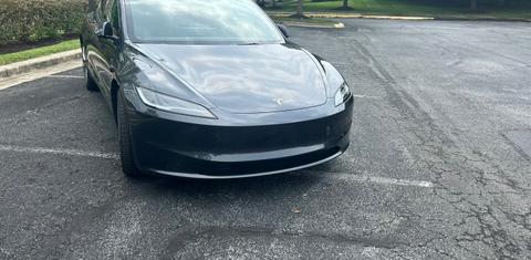 Tesla Model 3 2024