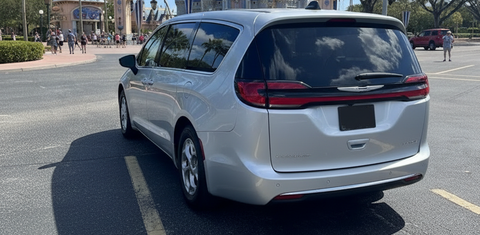 Chrysler Pacifica 2024