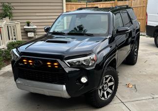 Toyota 4Runner car