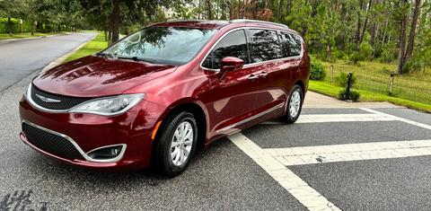 Chrysler Pacifica 2019