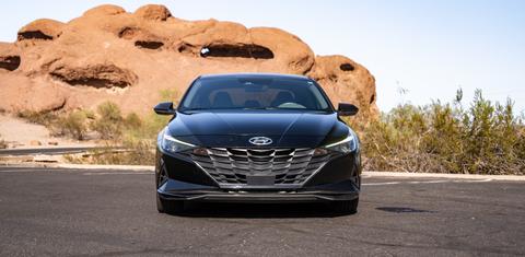 Hyundai Elantra 2023