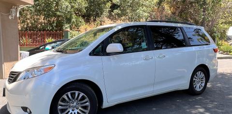 Toyota Sienna 2015