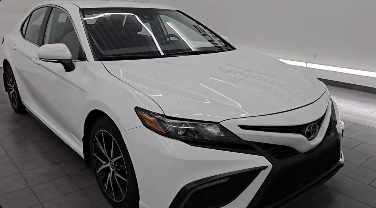 Toyota Camry Hybrid 2023 in Garner, NC
