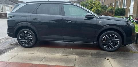 Peugeot 5008 2025