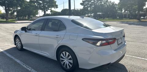 Toyota Camry Hybrid 2023