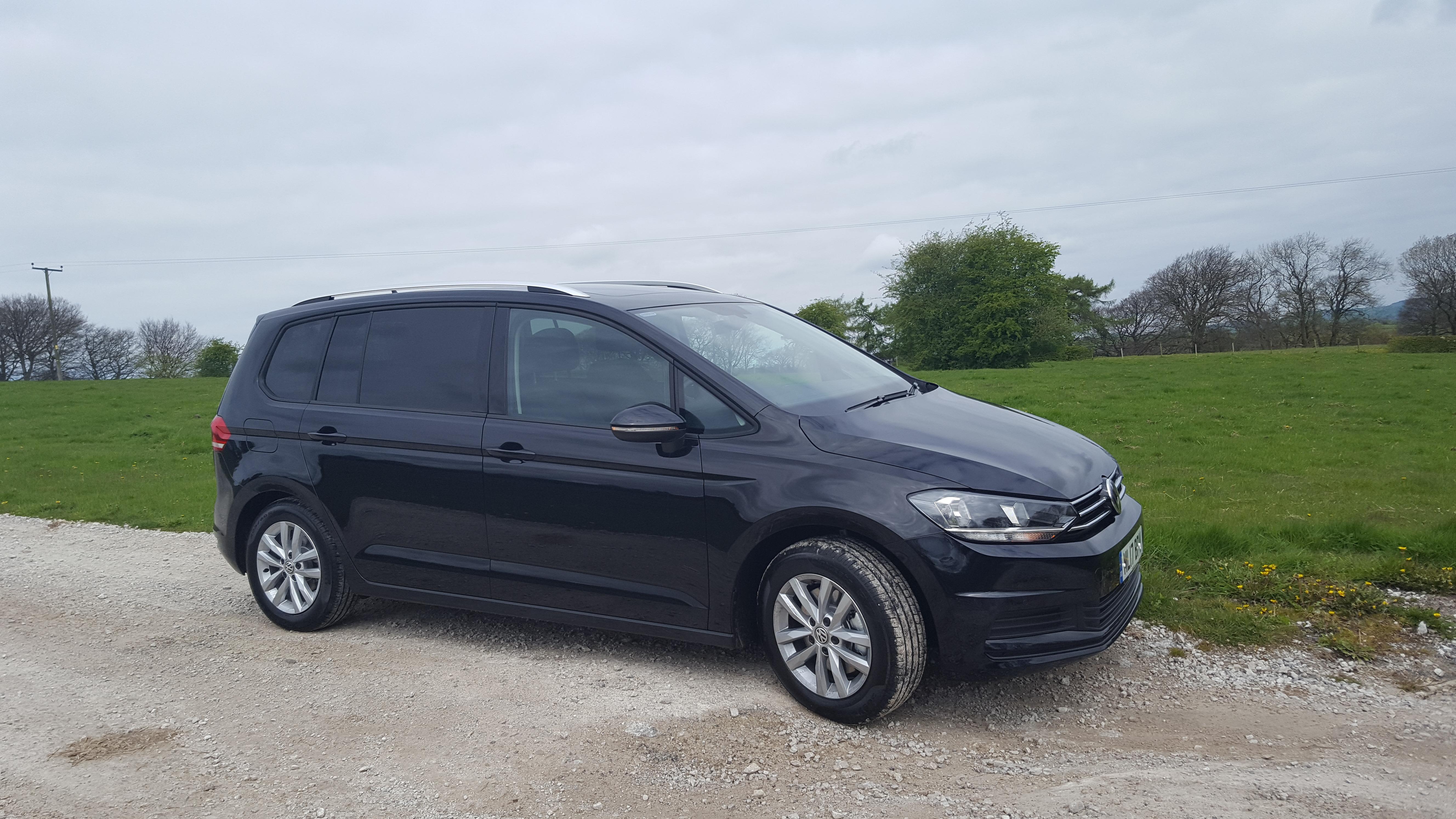 Volkswagen Touran 2017 in Charvil