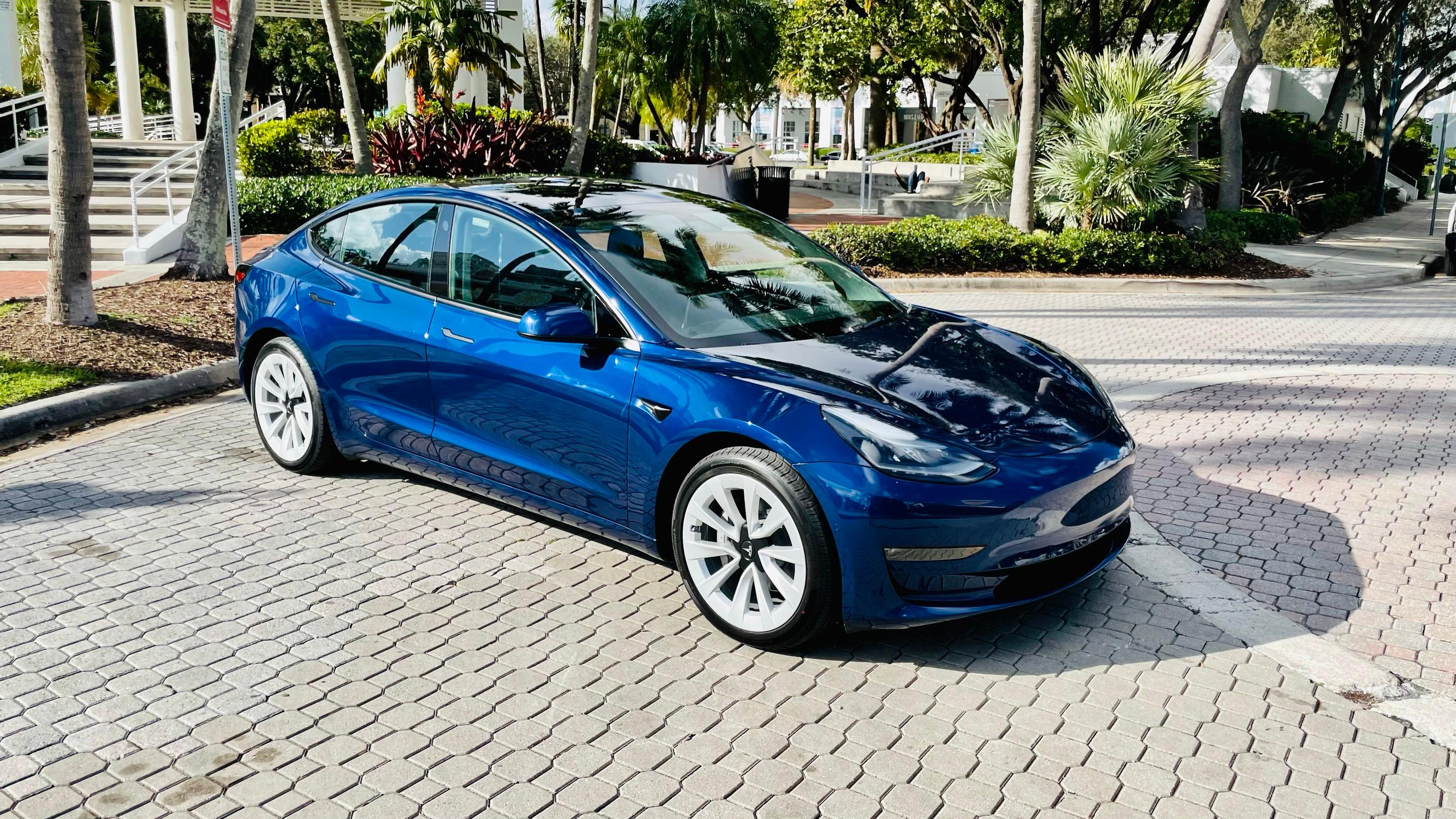 Tesla Model 3 2022 in 