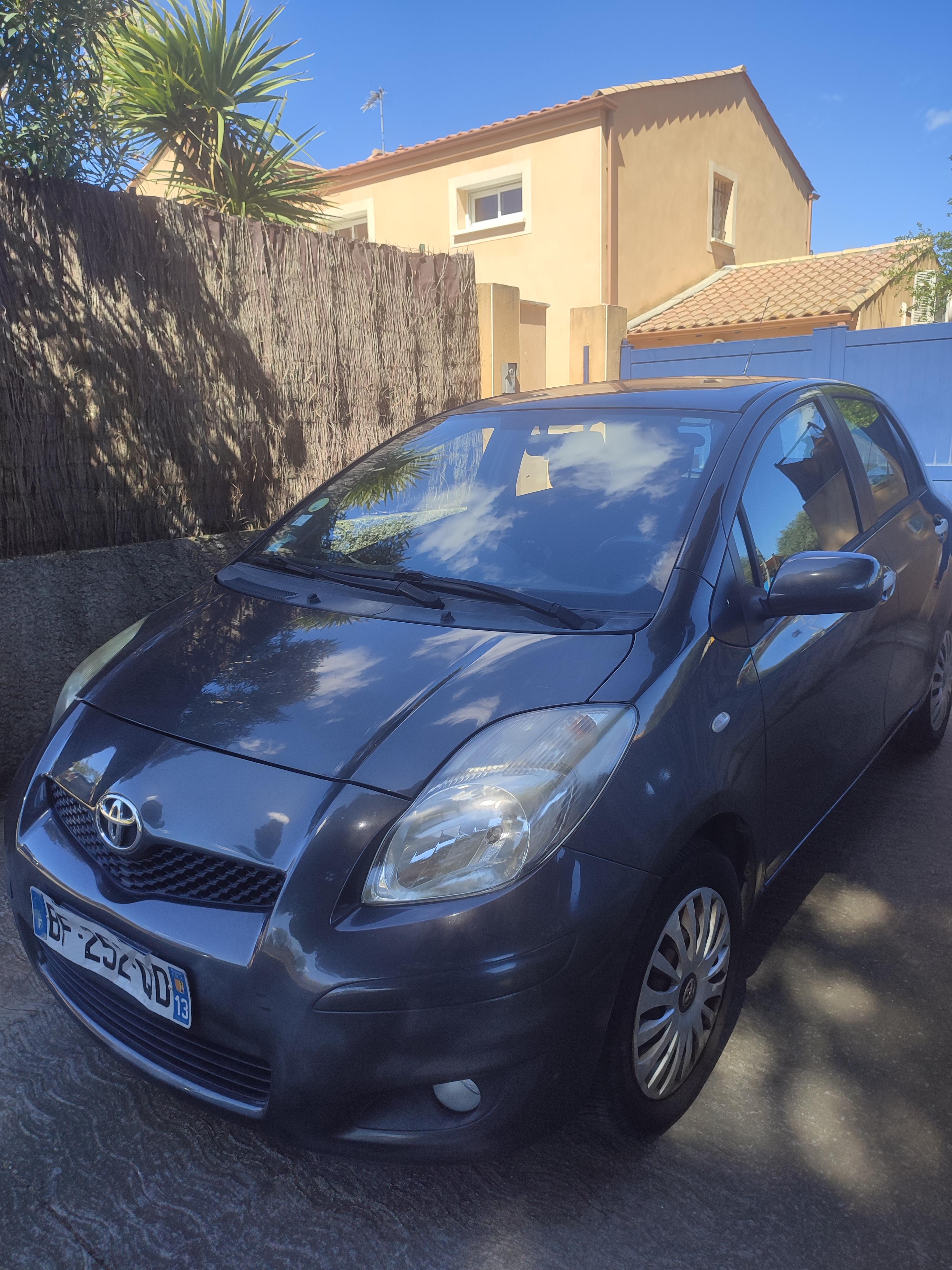 Toyota YARIS 2011 à Montpellier