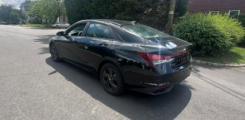 Hyundai Elantra 2023