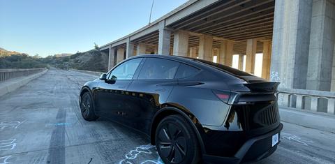 Tesla Model Y 2026