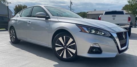 Nissan Altima 2022
