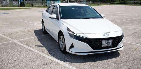 Hyundai Elantra 2022