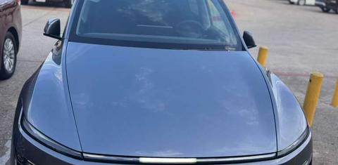 Tesla Model Y 2026