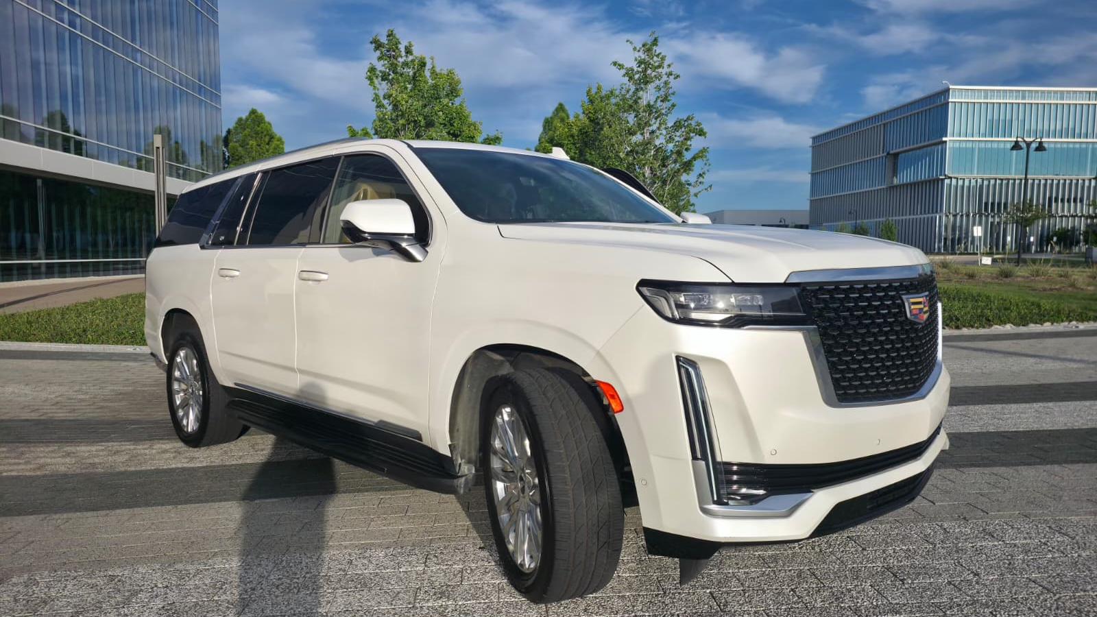Cadillac Escalade ESV 2022 in Irving, TX