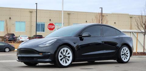 Tesla Model 3 2022