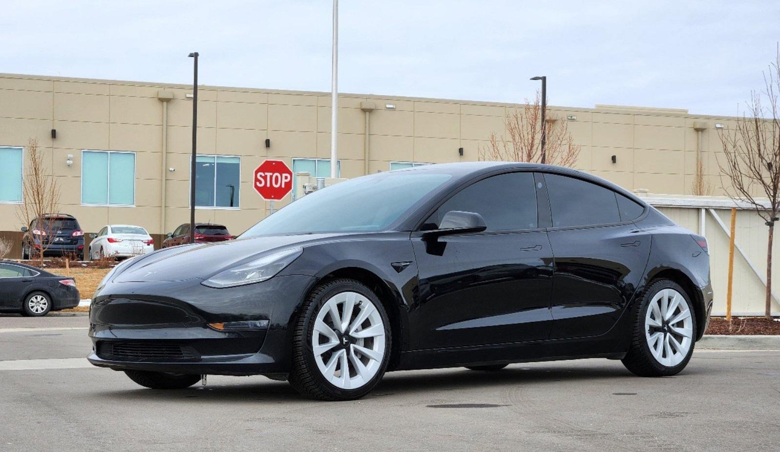 Tesla Model 3 2022 in 