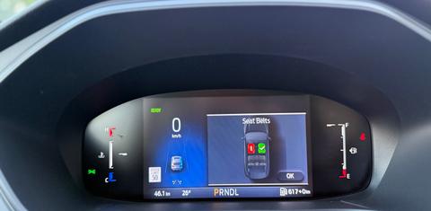 Ford Escape PHEV 2025