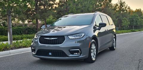 Chrysler Pacifica 2022
