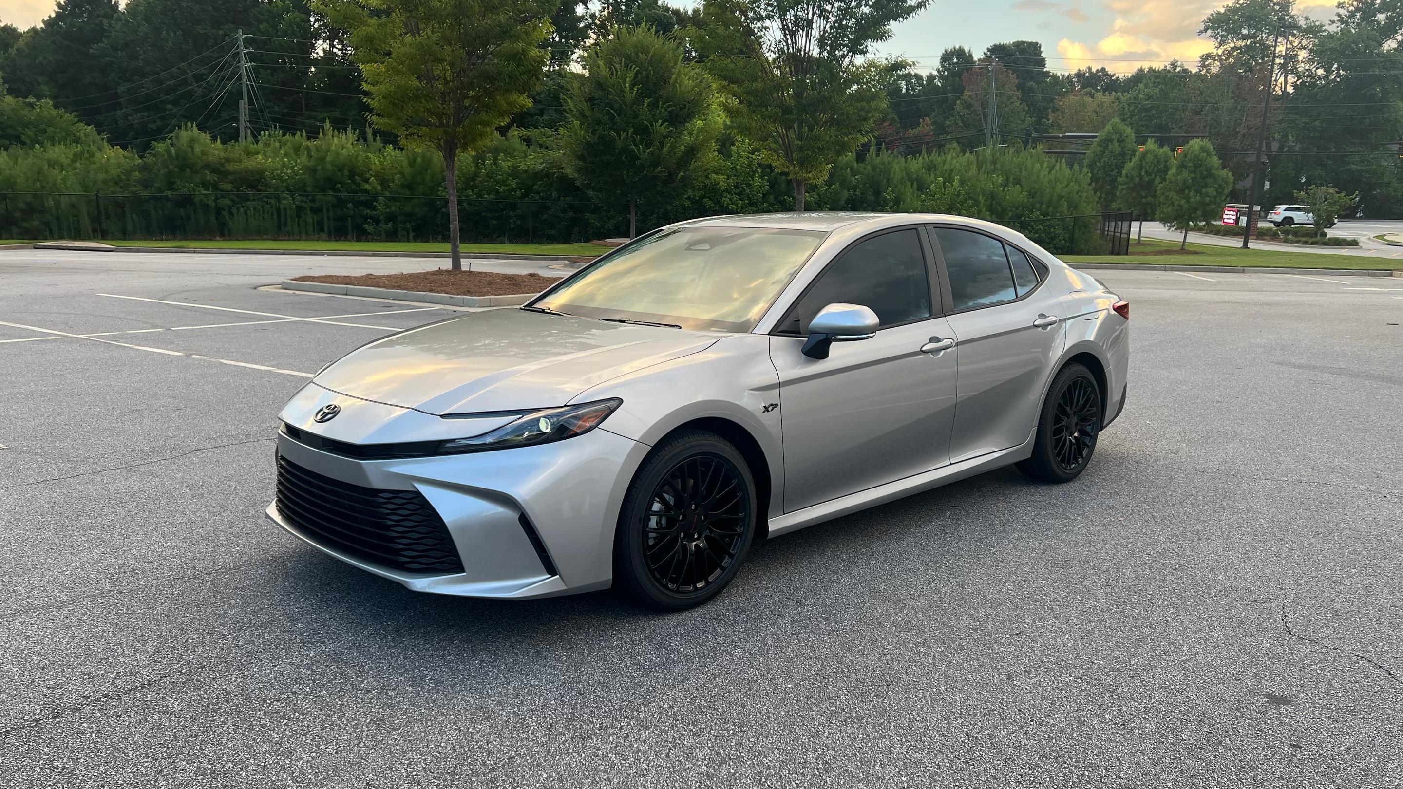 Toyota Camry Hybrid 2025 in Doraville, GA