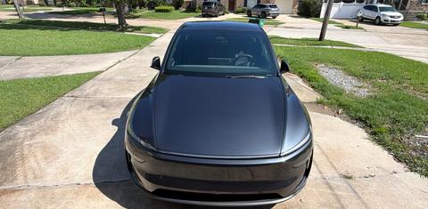 Tesla Model Y 2026