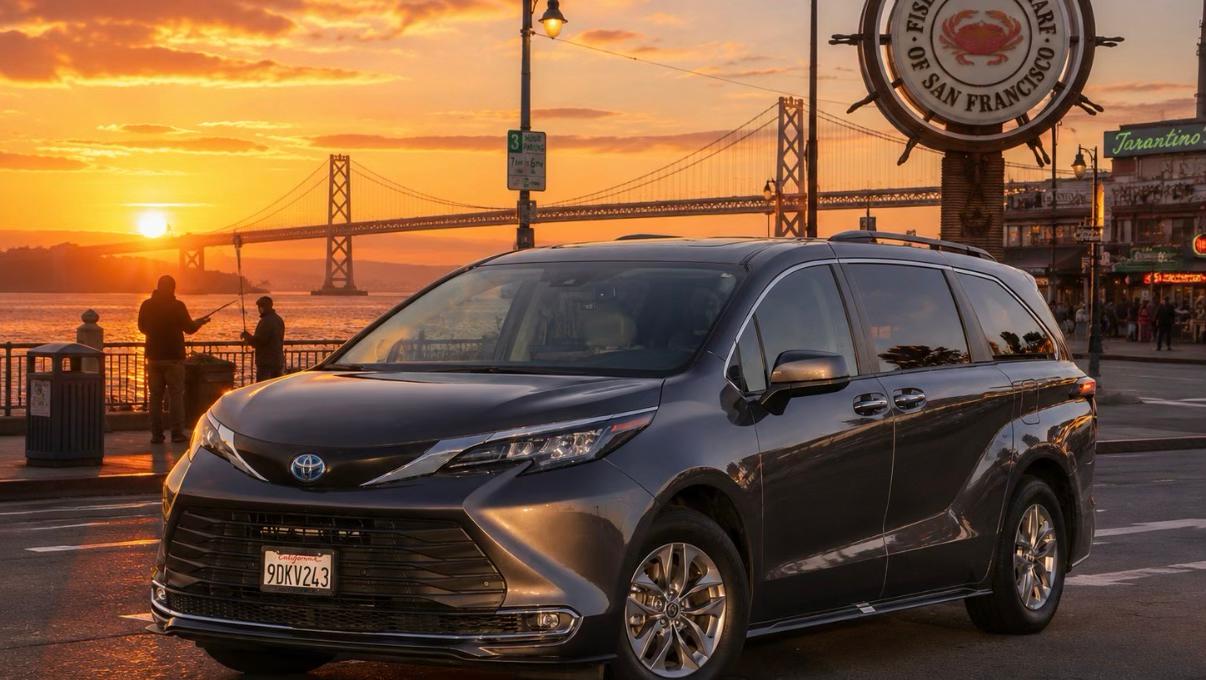 Toyota Sienna 2023 in Millbrae, CA