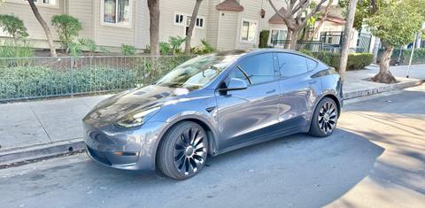 Tesla Model Y 2022