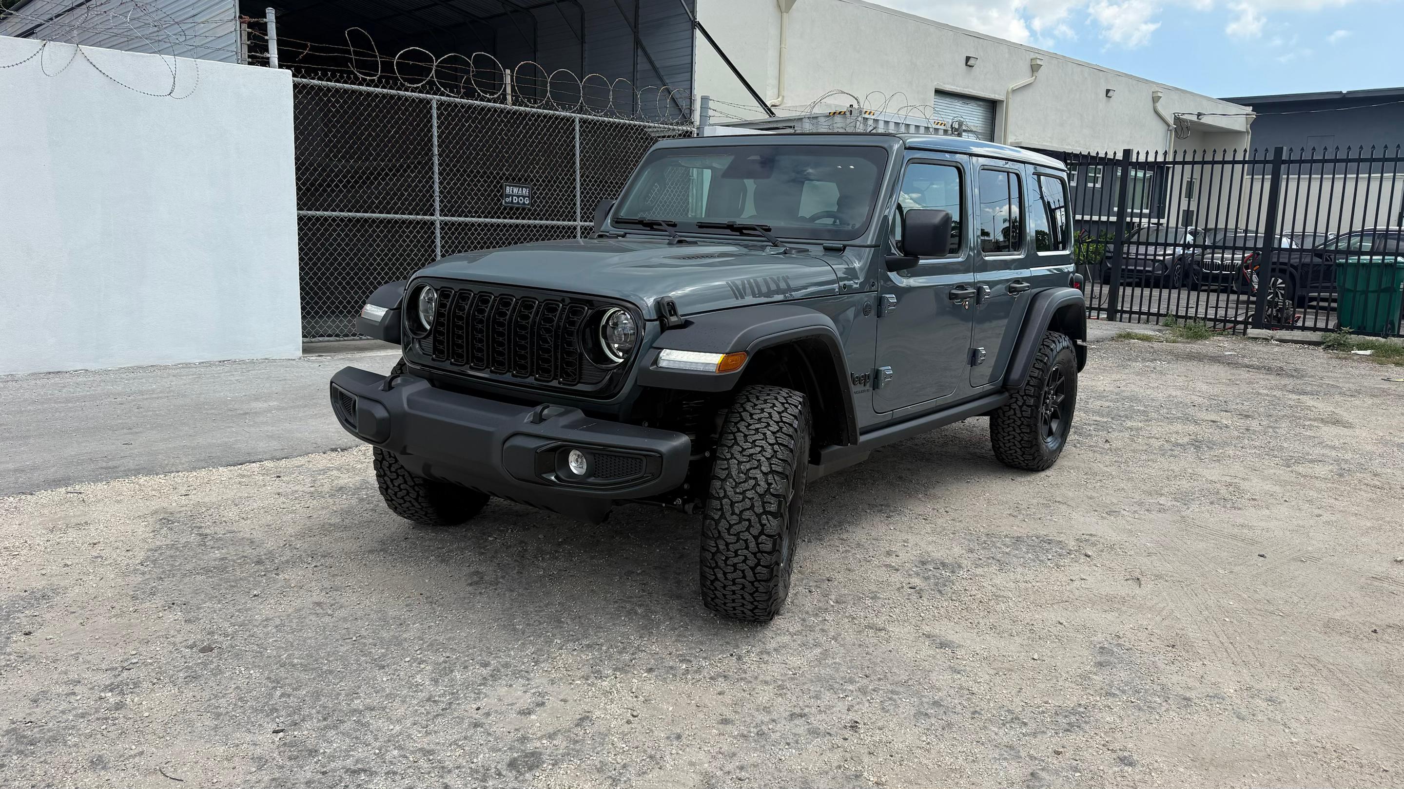 Jeep Wrangler 2026 in Miami, FL