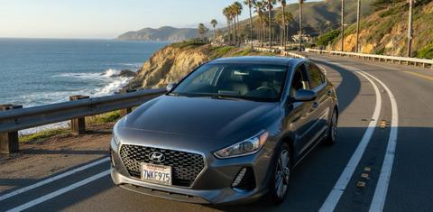Hyundai Elantra GT 2018