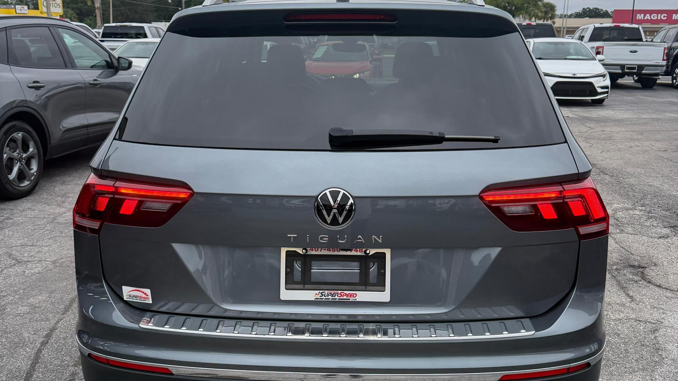 Volkswagen Tiguan 2024 in Orlando, FL