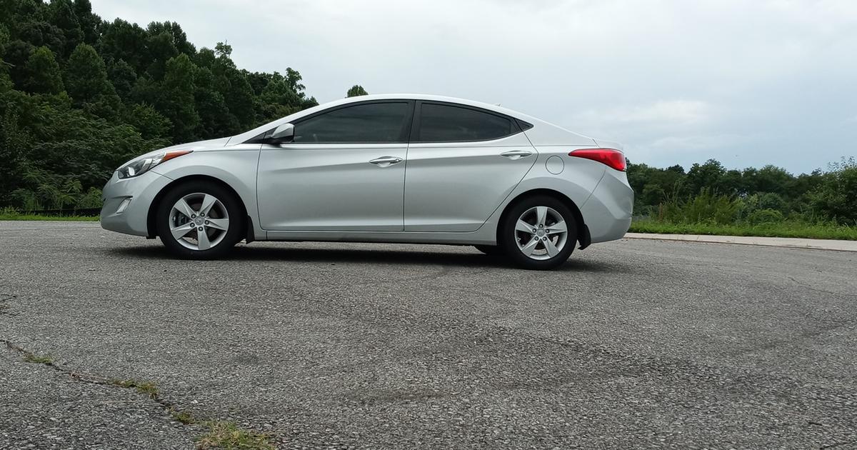 Hyundai Elantra 2013 rental in Knoxville, TN by Ali J. Turo