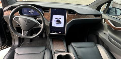 Tesla Model X 2019