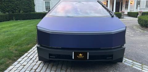 Tesla Cybertruck 2025