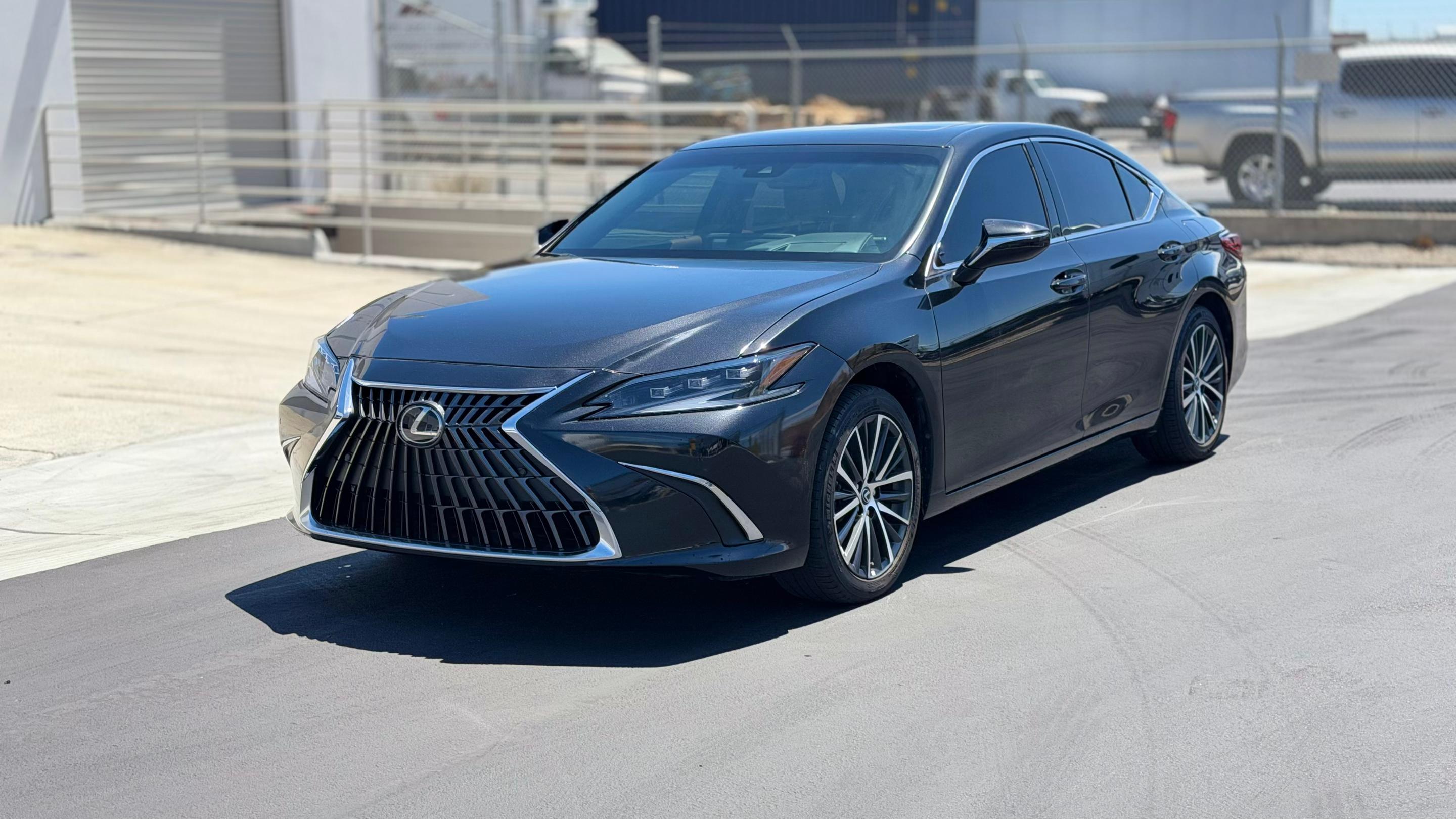 Lexus ES 2025 in Los Angeles, CA