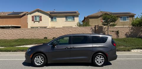 Chrysler Pacifica 2017