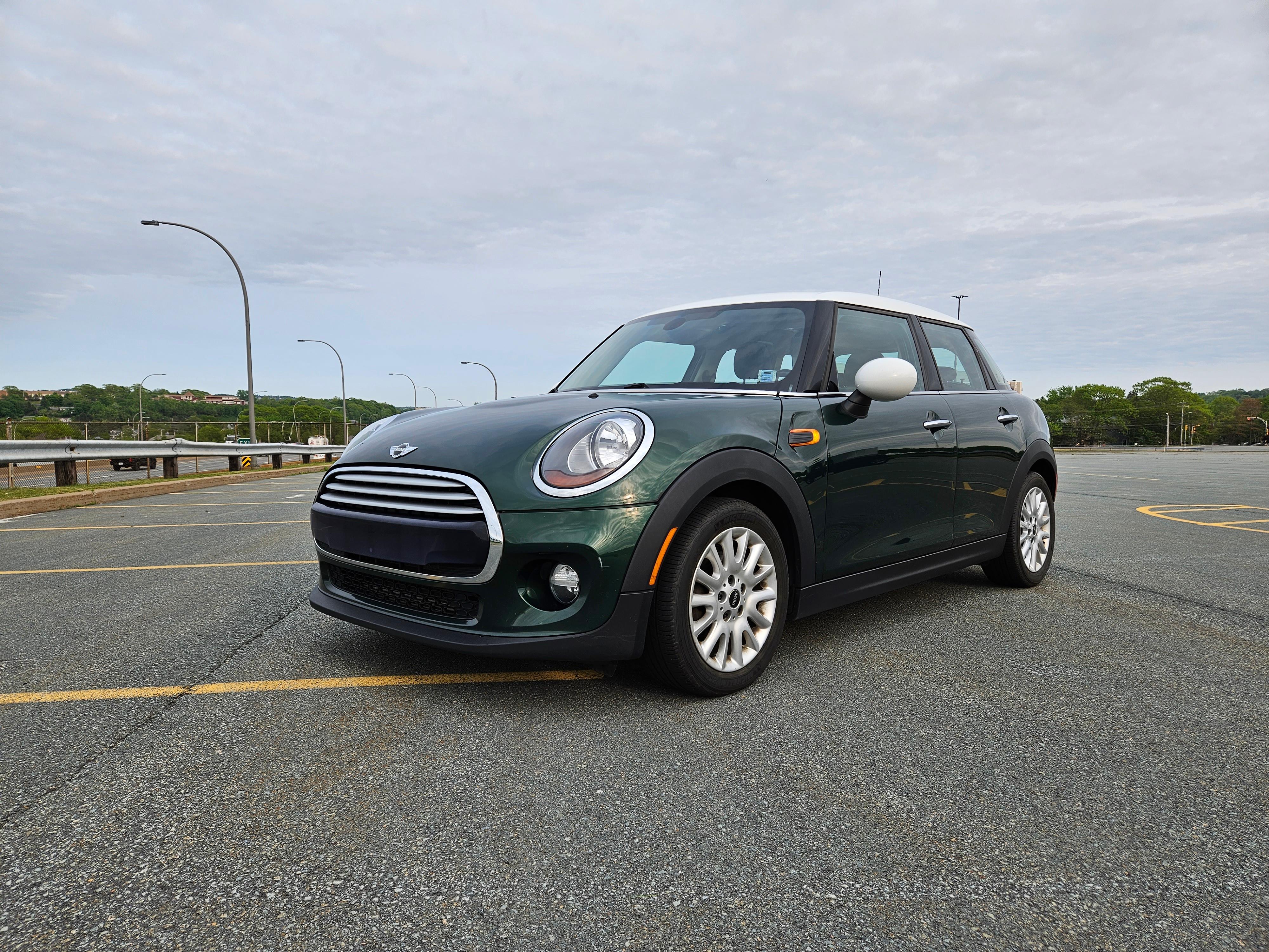 MINI Hardtop 5 Door 2015 à Dartmouth, NS