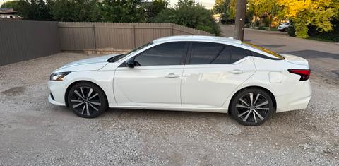 Nissan Altima 2021