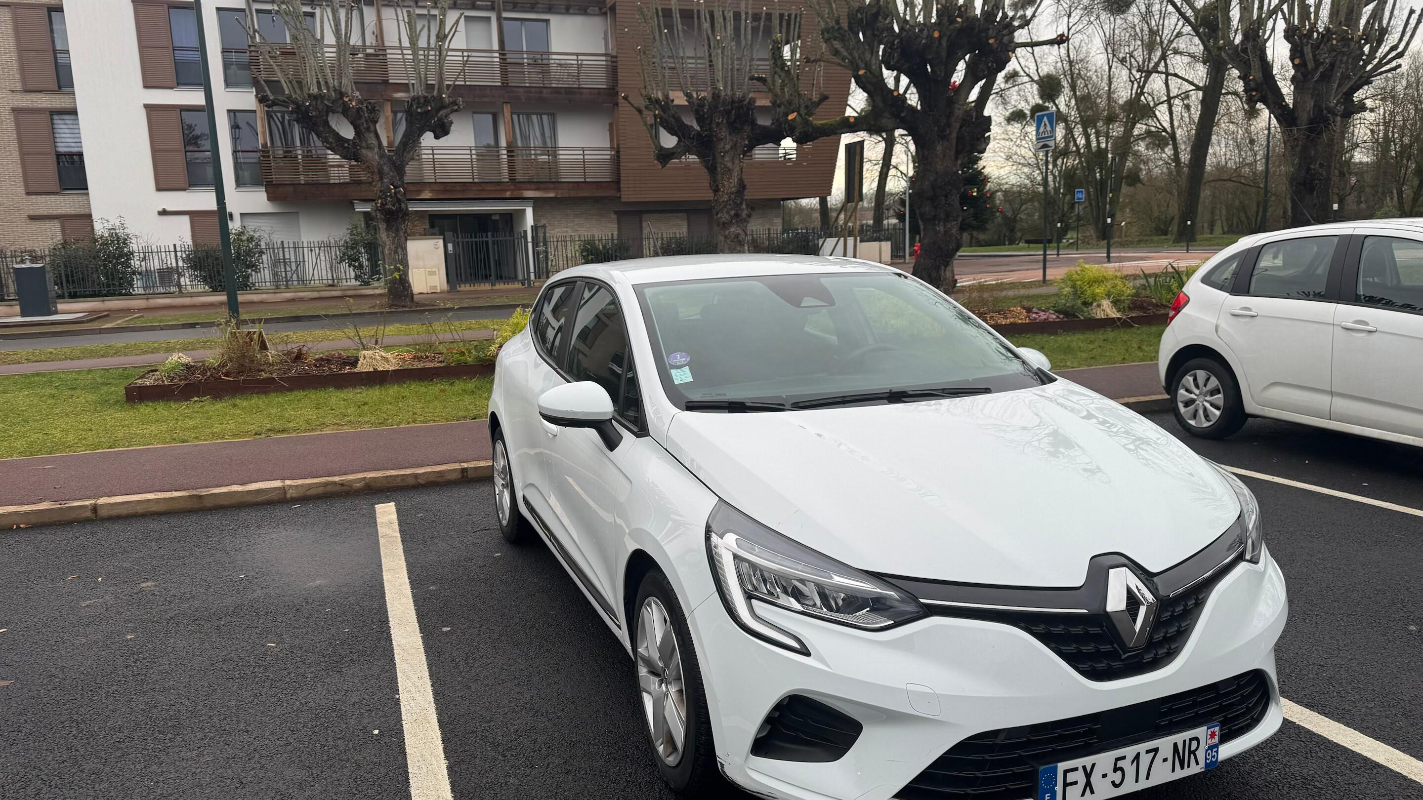 Renault CLIO V 2021 à L'Isle-Adam