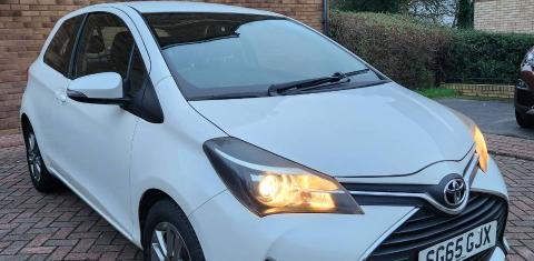 Toyota Yaris 2015