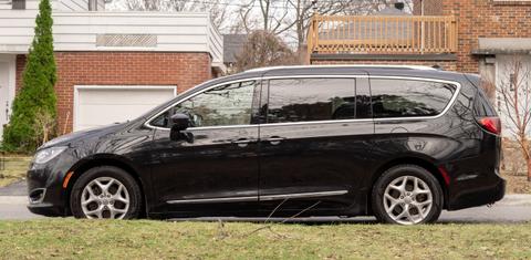 Chrysler Pacifica 2017