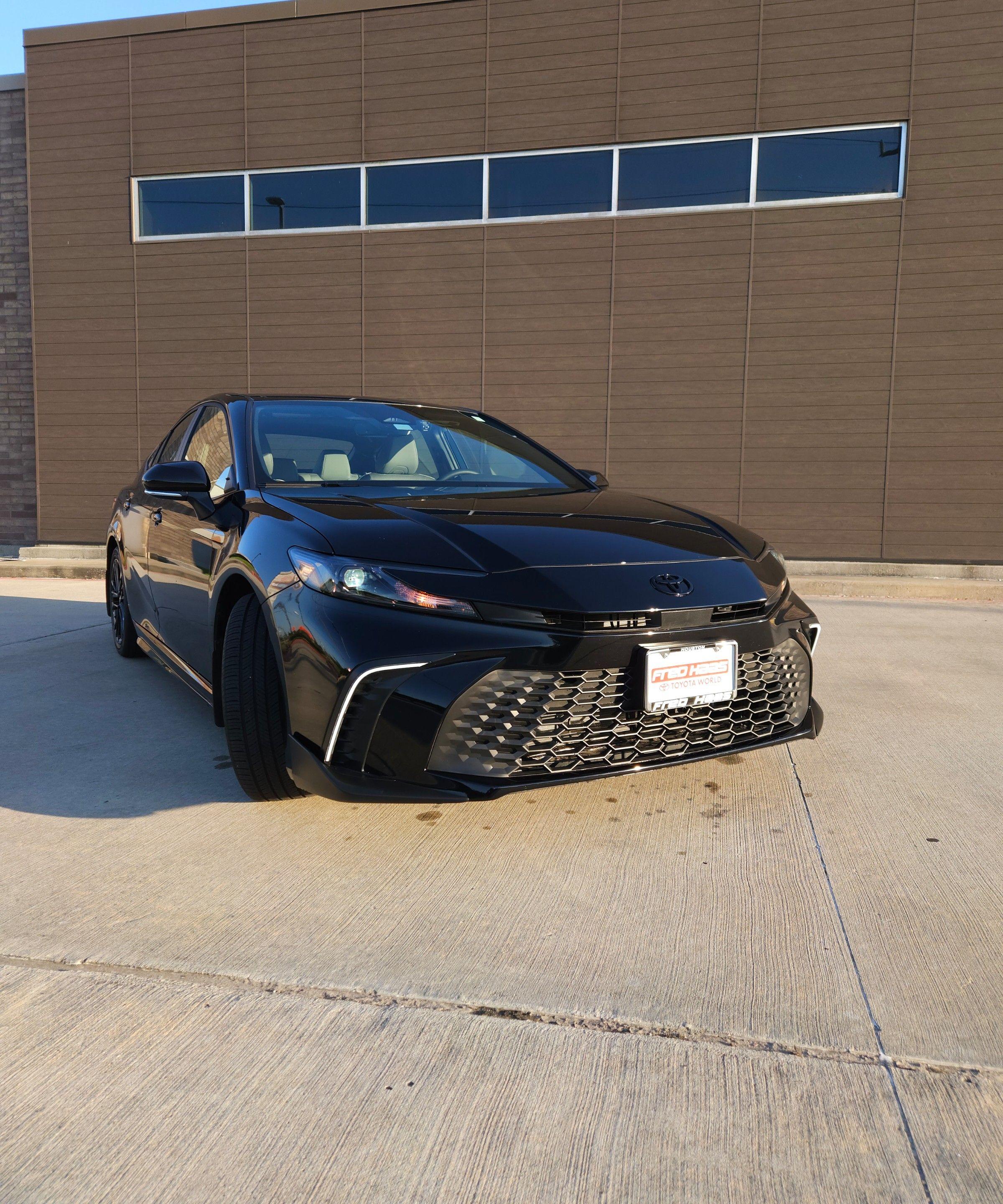 Toyota Camry Hybrid 2025 in Spring, TX