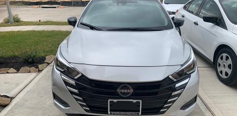 Nissan Versa 2024