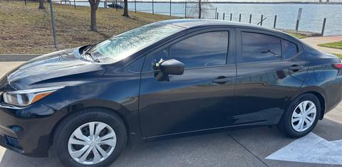 Nissan Versa 2020