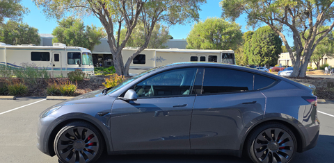 Tesla Model Y 2023