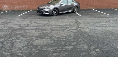 Toyota Camry Hybrid 2023