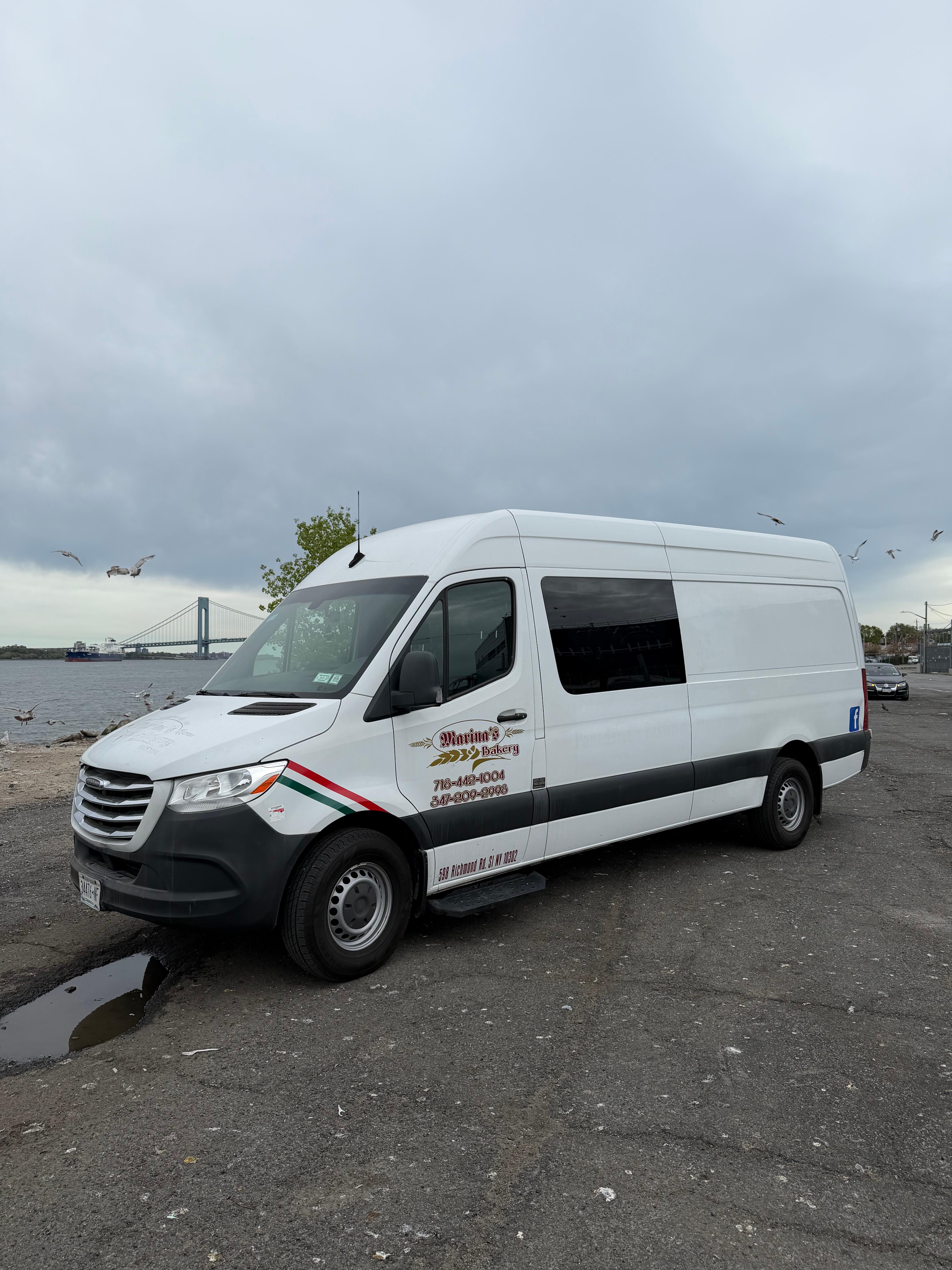Freightliner Sprinter Crew 2020 in Staten Island, NY